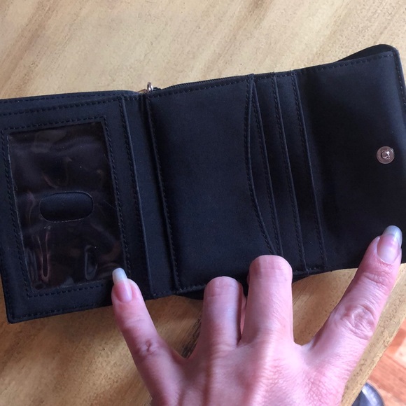 Enzo Angiolini wallet - Picture 2 of 3